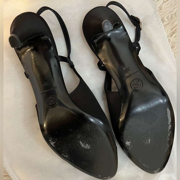 Chanel Interlocking CC Logo Satin Slingback Pumps - Picture 11 of 11